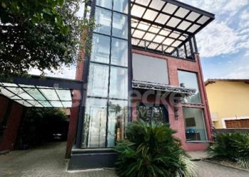 Prédio para alugar com 530m², 10 vagas no bairro Cristal em Porto Alegre