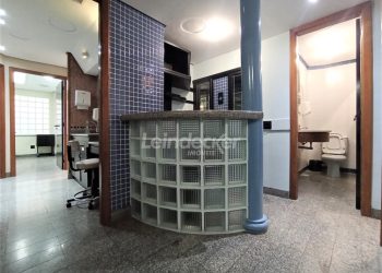 Sala para alugar com 80m² no bairro Centro em Porto Alegre