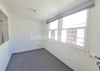 Sala para alugar com 35m² no bairro Centro em Porto Alegre