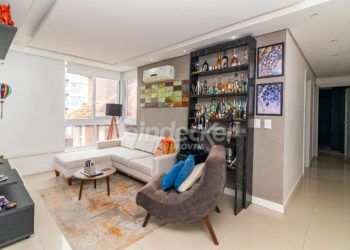 Apartamento para alugar com 60m², 2 dormitórios, 2 vagas no bairro Tristeza em Porto Alegre