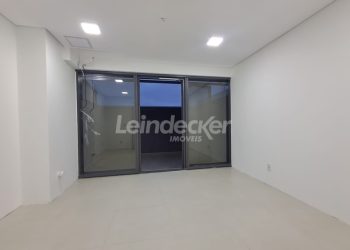 Sala para alugar com 35m² no bairro Teresópolis em Porto Alegre