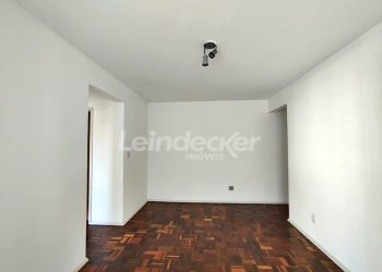 Apartamento para alugar com 73m², 2 dormitórios, 1 vaga no bairro Centro em Porto Alegre