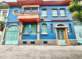 Prédio para alugar com 733m², 3 vagas no bairro Farroupilha em Porto Alegre