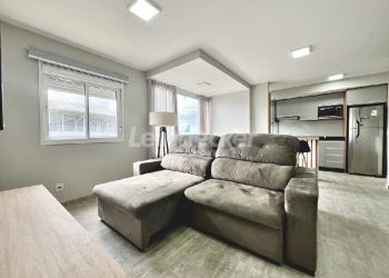 Apartamento para alugar com 64m², 2 dormitórios, 1 vaga no bairro Humaitá em Porto Alegre