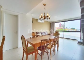 Apartamento para alugar com 156m², 2 dormitórios, 2 vagas no bairro Chácara das Pedras em Porto Alegre