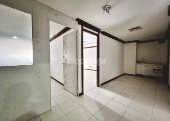Sala para alugar com 60m² no bairro Centro em Porto Alegre