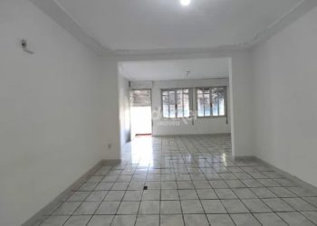 Conjunto para alugar com 205m² no bairro Floresta em Porto Alegre