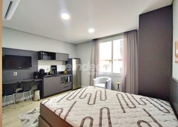 Loft para alugar com 22m², 1 dormitório no bairro Centro em Porto Alegre