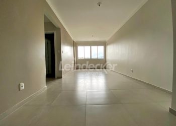 Apartamento para alugar com 72m², 2 dormitórios, 2 vagas no bairro Jardim do Salso em Porto Alegre