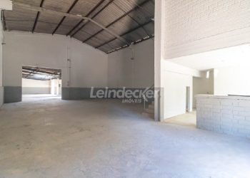 Depósito para alugar com 400m², 5 vagas no bairro Anchieta em Porto Alegre