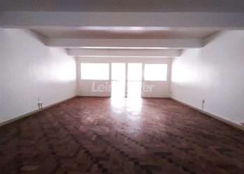 Sala para alugar com 90m² no bairro Centro em Porto Alegre