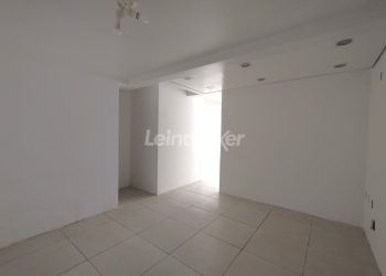Sala para alugar com 90m² no bairro Centro em Porto Alegre
