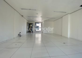 Sala para alugar com 45m² no bairro Centro em Porto Alegre