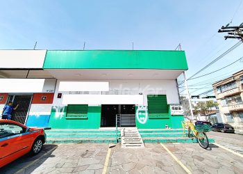 Loja para alugar com 345m², 4 vagas no bairro Partenon em Porto Alegre