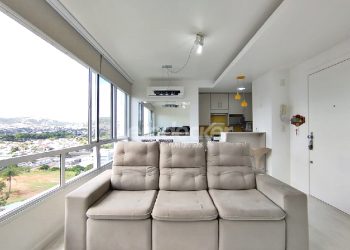 Apartamento para alugar com 60m², 2 dormitórios, 2 vagas no bairro Jardim Botânico em Porto Alegre