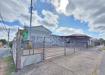 Terreno para alugar com 230m² no bairro Sarandi em Porto Alegre