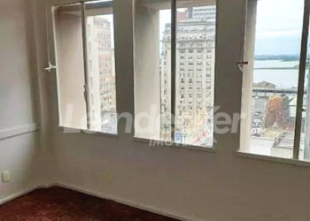 Sala para alugar com 57m² no bairro Centro em Porto Alegre