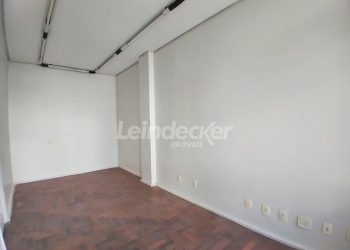 Sala para alugar com 57m² no bairro Centro em Porto Alegre