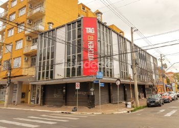 Prédio para alugar com 980m² no bairro São Geraldo em Porto Alegre