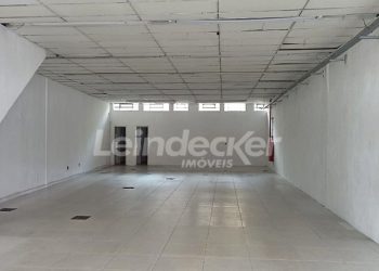 Loja para alugar com 180m² no bairro Floresta em Porto Alegre
