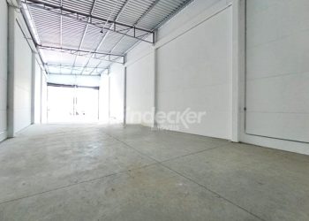 Loja para alugar com 306m² no bairro Tristeza em Porto Alegre