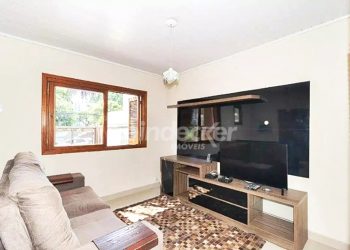 Casa para alugar com 129m², 4 dormitórios, 1 vaga no bairro Tristeza em Porto Alegre