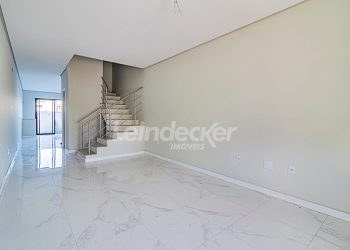 Casa para alugar com 108m², 2 dormitórios, 1 vaga no bairro Hipica em Porto Alegre