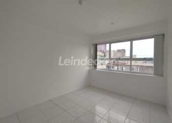Sala para alugar com 25m² no bairro Centro em Porto Alegre