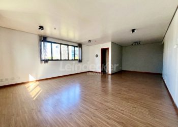 Sala para alugar com 50m², 1 vaga no bairro Higienópolis em Porto Alegre