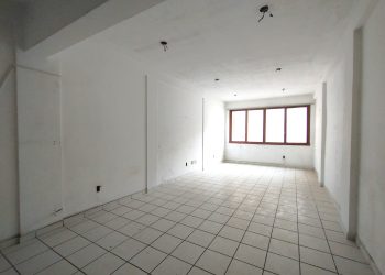 Sala para alugar com 30m² no bairro Centro em Porto Alegre