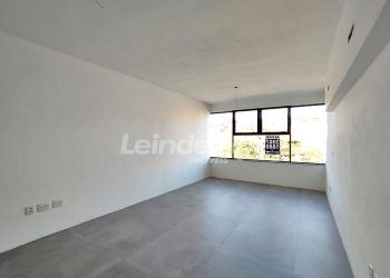Sala para alugar com 31m² no bairro Chácara das Pedras em Porto Alegre