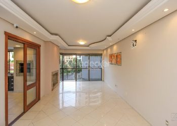 Apartamento para alugar com 163m², 3 dormitórios, 2 vagas no bairro Petrópolis em Porto Alegre