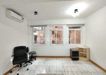 Sala para alugar com 24m² no bairro Centro em Porto Alegre