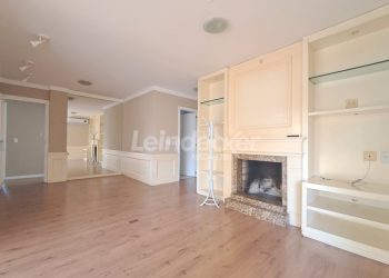 Apartamento para alugar com 80m², 2 dormitórios, 1 vaga no bairro Rio Branco em Porto Alegre
