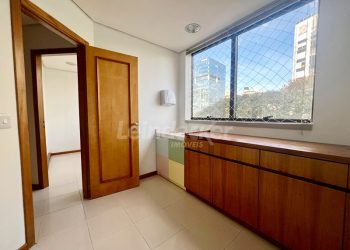 Sala para alugar com 30m², 1 vaga no bairro Petrópolis em Porto Alegre