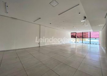 Sala para alugar com 84m² no bairro Centro em Porto Alegre