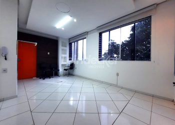 Sala para alugar com 23m² no bairro Santa Cecilia em Porto Alegre