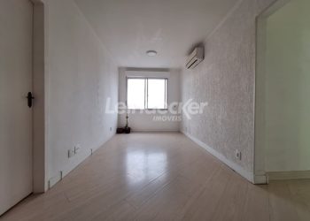 Apartamento para alugar com 73m², 3 dormitórios no bairro Cristo Redentor em Porto Alegre