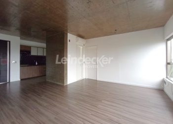Apartamento para alugar com 40m², 1 dormitório, 1 vaga no bairro Petrópolis em Porto Alegre