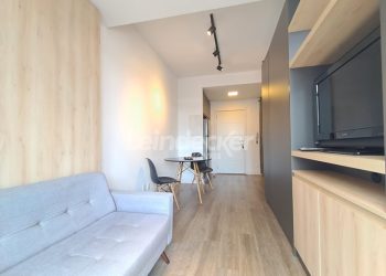 Apartamento para alugar com 40m², 1 dormitório, 1 vaga no bairro São João em Porto Alegre