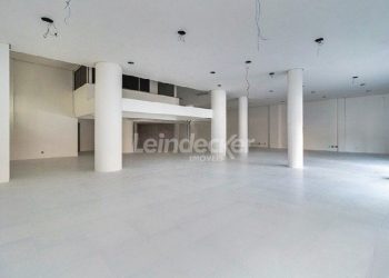 Loja para alugar com 466m² no bairro Menino Deus em Porto Alegre