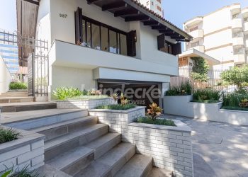 Casa Comercial para alugar com 349m², 4 vagas no bairro Higienópolis em Porto Alegre