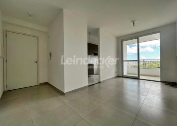 Apartamento para alugar com 50m², 3 dormitórios, 1 vaga no bairro Humaitá em Porto Alegre