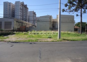 Terreno para alugar com 900m² no bairro Jardim Lindóia em Porto Alegre