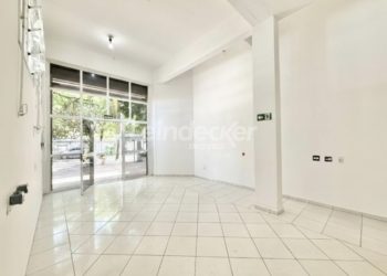 Loja para alugar com 70m² no bairro Santa Cecilia em Porto Alegre