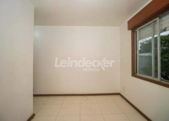 Apartamento para alugar com 52m², 2 dormitórios no bairro São Sebastião em Porto Alegre