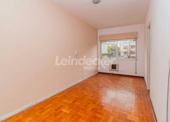 JK para alugar com 24m², 1 dormitório no bairro Cidade Baixa em Porto Alegre