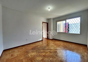 Apartamento para alugar com 128m², 3 dormitórios, 1 vaga no bairro Santa Cecilia em Porto Alegre