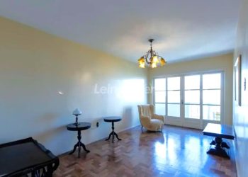 Apartamento para alugar com 128m², 3 dormitórios, 1 vaga no bairro Moinhos de Vento em Porto Alegre