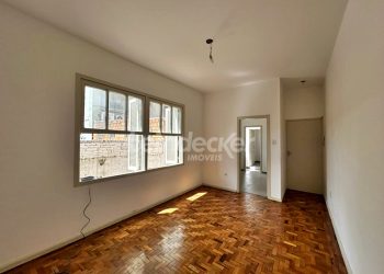 Apartamento para alugar com 72m², 2 dormitórios no bairro Petrópolis em Porto Alegre